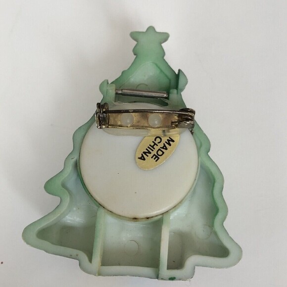 Christmas Tree Presents Gifts Pin Brooch Holidays - Picture 3 of 3